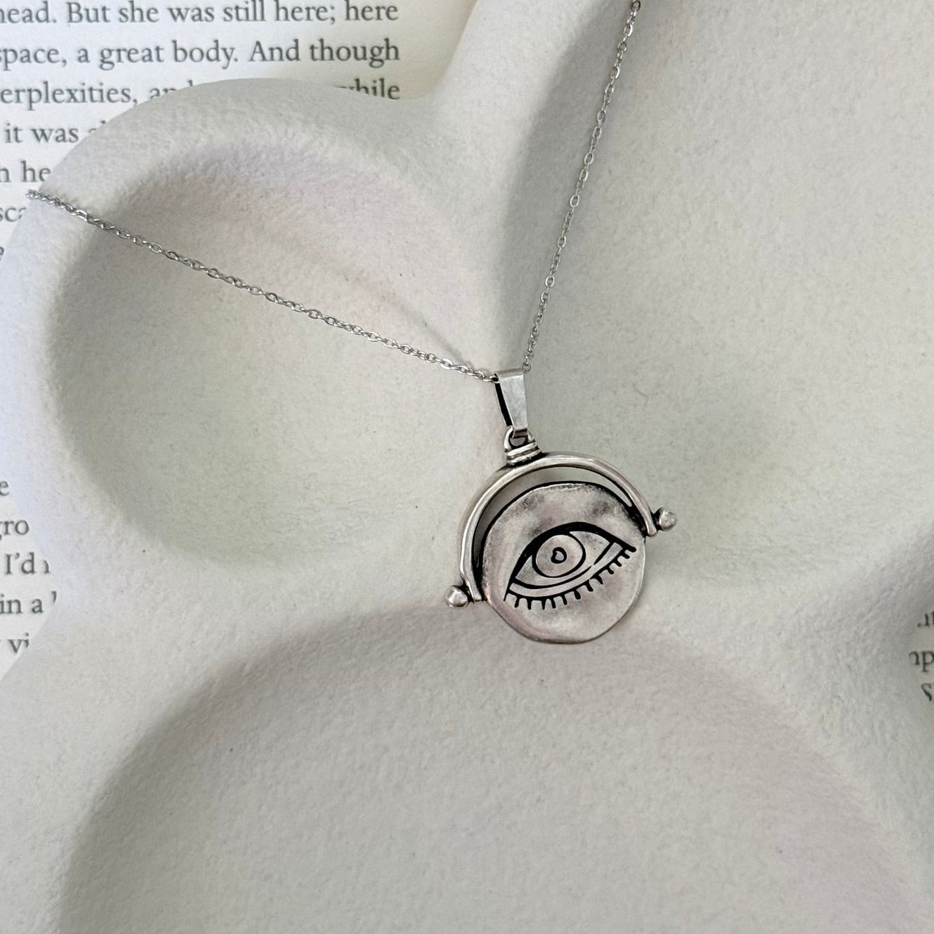 Evil Eye Medallion Necklace – Silver
