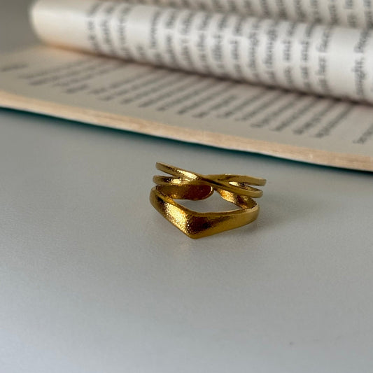 Aveline Ring