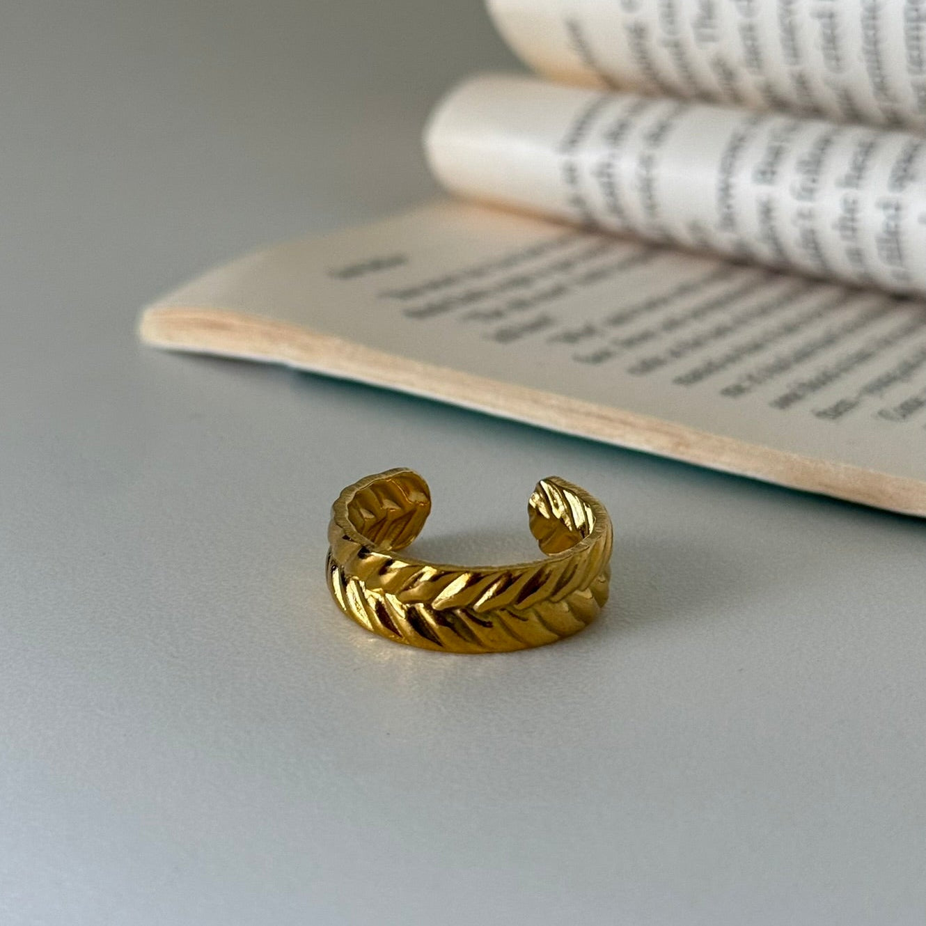 Thalia Braid Ring